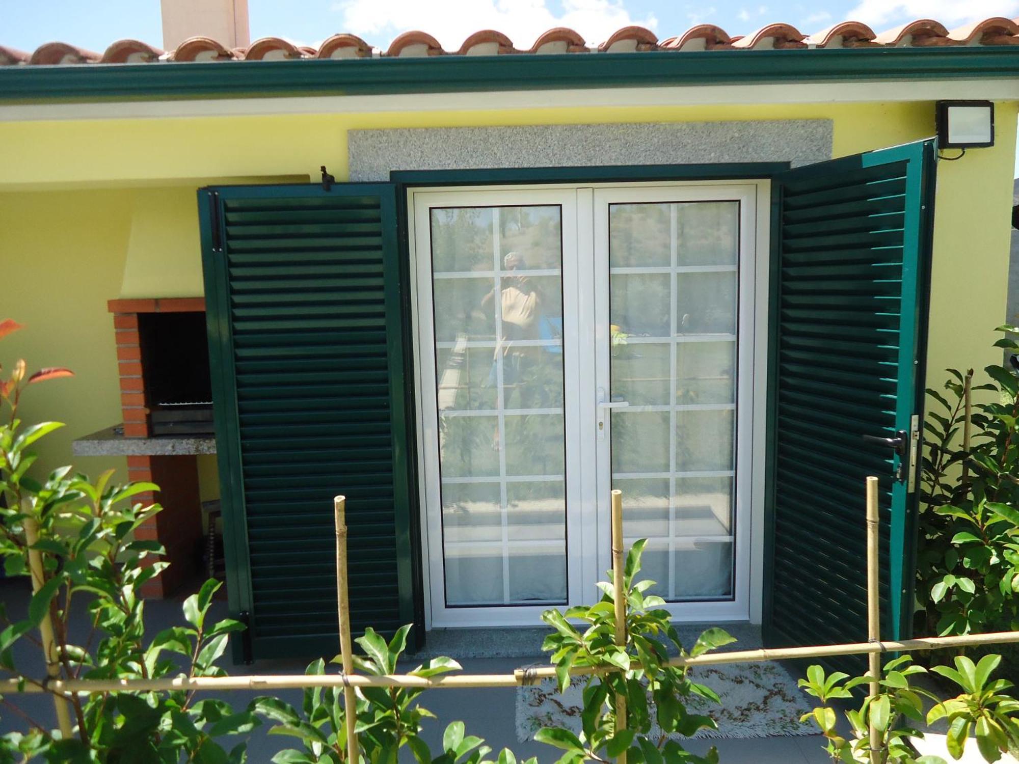 Alojamento Poco Do Barro Lodoes Exterior photo